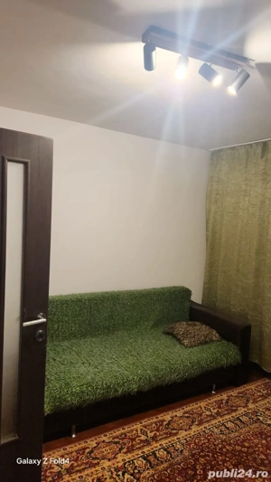 PROPRIETAR vând apartament decomandat 2 camere  - imagine 6