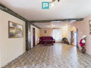 Casă și clădire de apartamente la Orțișoara - imagine 10