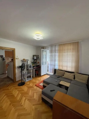 Apartament de vanzare, cu 2 camere, etajul 3, 46 mp, zona policlinica Sf. Maria