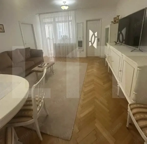 Apartament de vanzare, cu 3 camere, zona Universitate – Ateneul Român