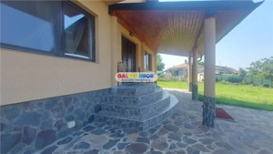 Casa moderna P+1M cu anexa si teren generos, in Rachiti!
