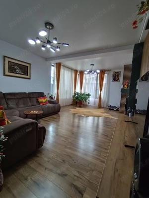 Casa zona Complex comercial Traian Nord