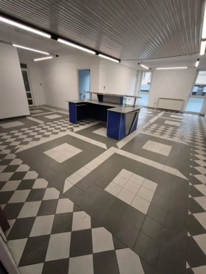 Ultracentral -spatiu comercial cu parcare pentru activitati diverse - imagine 2