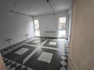 Ultracentral -spatiu comercial cu parcare pentru activitati diverse