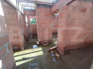 Casa la rosu 100mp,4 camere,750 mp teren extravilan,zona Dealu Jelnei - imagine 5 Casa la rosu 100mp,4 camere,750 mp teren extravilan,zona Dealu Jelnei - imagine 5