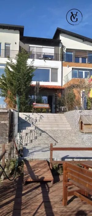 Vila  - Mamaia Sat - pe malul lacului - imagine 2