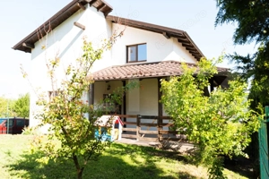 Casa individuala, 4 dormitoare, 210 mp, 450 mp teren, garaj, zona Metro/Vivo