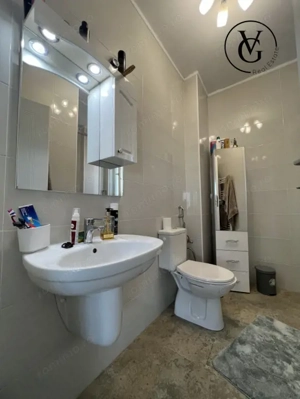 Vila  - Mamaia Sat - pe malul lacului - imagine 11