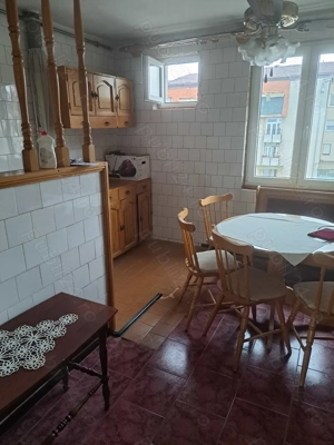 Apartament  de  vânzare  în  Sebeș  Alba  cartier  Lucian  Blaga  4 camere .2 balcone.pivniță  .pod  - imagine 5