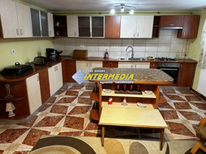 Casa deosebita de inchiriat D+P+M cu garaj, teren 400 mp. finisata, utilata si mobilata Alba Iulia - imagine 11