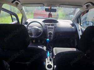 Vând Toyota Yaris - imagine 4