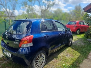 Vând Toyota Yaris - imagine 6