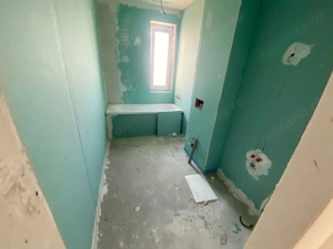 Nou. Decomandat. Etaj intermediar. Lift. Terasa mare. Spatios - imagine 11