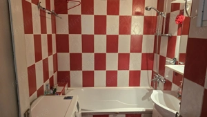 Vand garsoniera in Deva, zona I. Maniu, suprafata utila 31 mp, mobilata - imagine 5