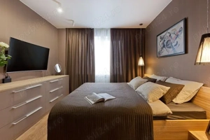 Fete dornice de munca.