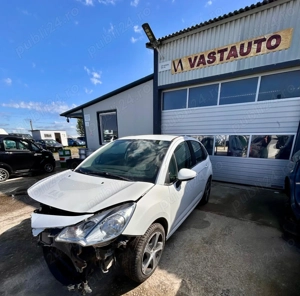 Dezmembram CITROEN C3 II 1.6 BlueHDi - imagine 7