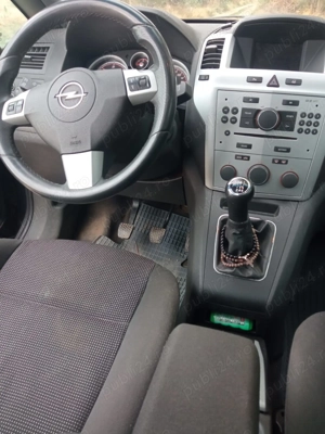 Vând  Opel zafira 
