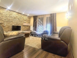 Apartament 3 camere Boul Rosu cu loc de parcare - imagine 2