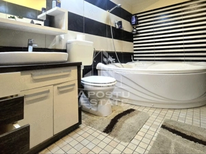 Apartament 3 camere Boul Rosu cu loc de parcare - imagine 9