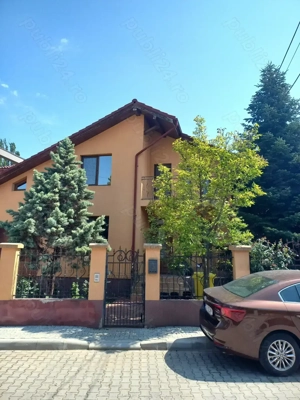 casa de vânzare lângă Ford