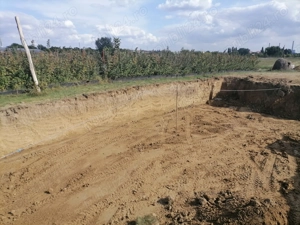 Inchiriez mini excavator TAKEUCHI