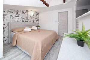 Proximitate imediata fata de Castelul Bran - imagine 7