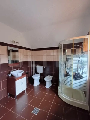 Casa cu 5 camere, 198 mp utili, 600 mp teren, in cartierul Primaverii - imagine 17 Casa cu 5 camere, 198 mp utili, 600 mp teren, in cartierul Primaverii - imagine 17