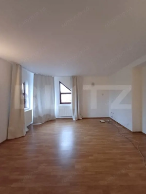 Casa cu 5 camere, 198 mp utili, 600 mp teren, in cartierul Primaverii - imagine 12 Casa cu 5 camere, 198 mp utili, 600 mp teren, in cartierul Primaverii - imagine 12