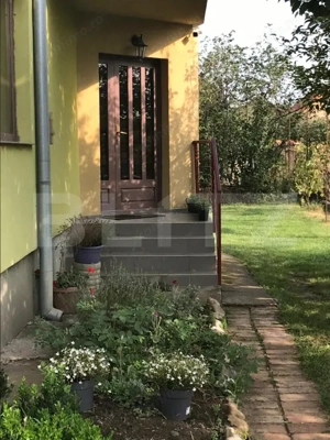 Casa cu 5 camere, 198 mp utili, 600 mp teren, in cartierul Primaverii - imagine 2 Casa cu 5 camere, 198 mp utili, 600 mp teren, in cartierul Primaverii - imagine 2