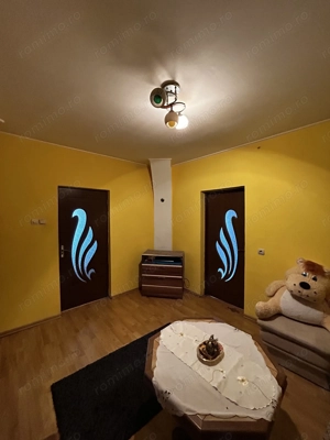 Casa 8 Camere Cu Teren 1500mp In Cermei - imagine 10