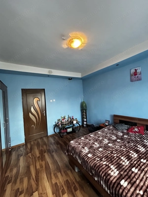 Casa 8 Camere Cu Teren 1500mp In Cermei - imagine 19