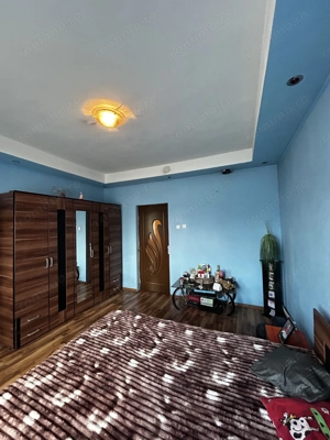 Casa 8 Camere Cu Teren 1500mp In Cermei - imagine 17