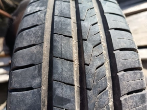 Vînd 2 cauciucuri de vara 175/70/R14 Hankook