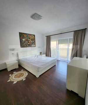 Apartament 2 camere, 52 mp, 2 balcoane, pod 45 mp, parcare, zona Porii - imagine 6