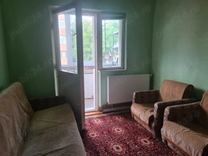 PROPRIETAR,vand apartament 3 camere+ garaj zona girocului - imagine 3