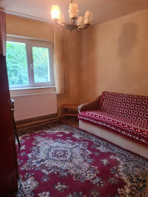 PROPRIETAR,vand apartament 3 camere+ garaj zona girocului - imagine 6