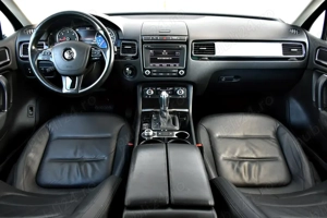 Volkswagen Touareg 3.0 V6 TDI BMT - imagine 4