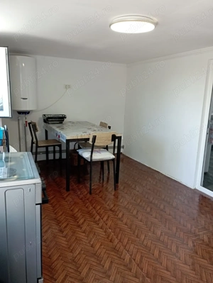 Vând casa in sat Plopeni - imagine 3