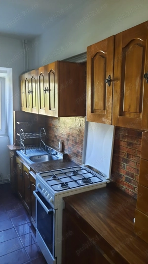 Închiriez apartament cu 2 camere - imagine 6