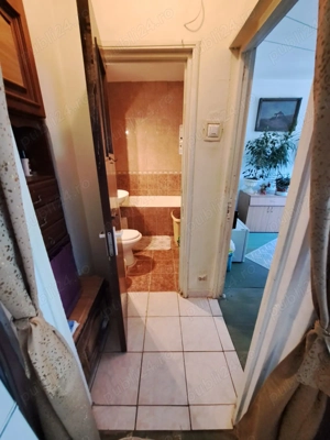 Vând apartament 3 camere,semidecomandat, 44mp,Militari-Apusului  - imagine 4