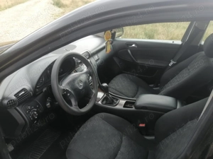 Mercedes C 220 - 2005 - imagine 6 Mercedes C 220 - 2005 - imagine 6