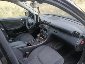 Mercedes C 220 - 2005 - imagine 5 Mercedes C 220 - 2005 - imagine 5