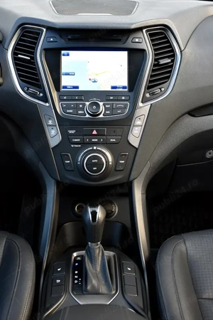 Hyundai Santa Fe 2.2 CRDi 4WD Automatik Style - imagine 18