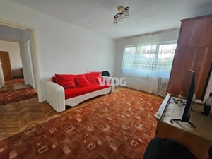 Apartament cu 3 camere de inchiriat