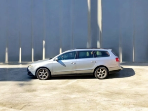 Volkswagen Passat 1.6 FSI 115 CP - imagine 2