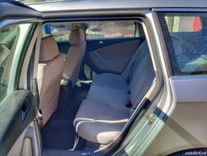 Volkswagen Passat 1.6 FSI 115 CP - imagine 8