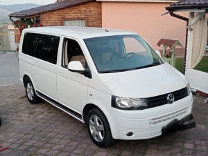 Vw transporter 7+1 locuri, motor 2.0, an 2012