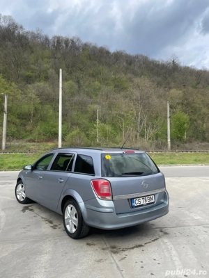 Opel Astra H 1.6 TwinPort - imagine 4 Opel Astra H 1.6 TwinPort - imagine 4