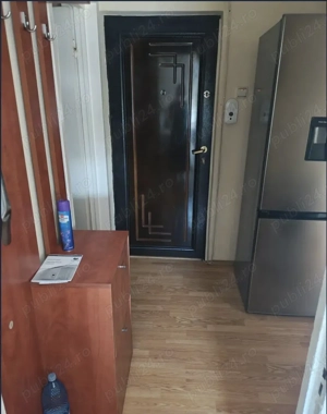 Apartament 3 camere, semidecomandat (Micro 19)