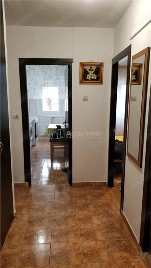 Vitan Mall - garsoniera - bloc izolat termic - imagine 7 Vitan Mall - garsoniera - bloc izolat termic - imagine 7